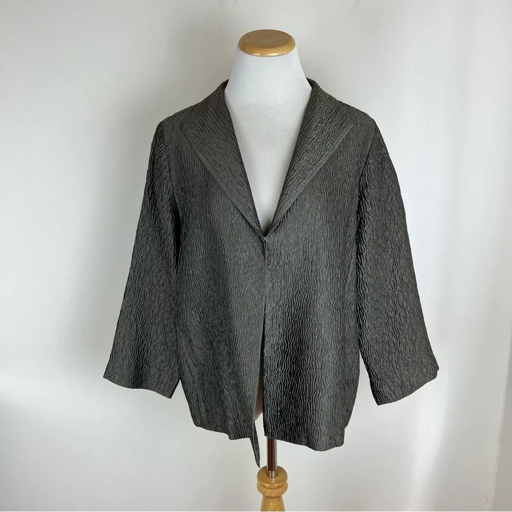 Eileen Fisher Textured Silk Silver Gray Jacket Blazer Size M